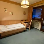 Hotel Alpenrose 3*