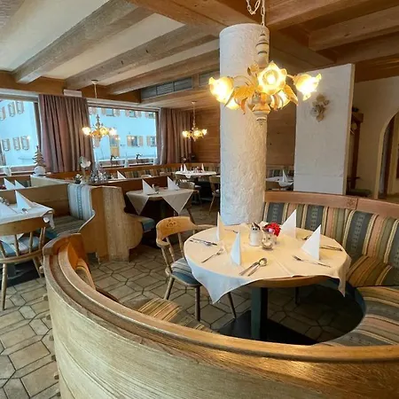 Alpenrose Hotel