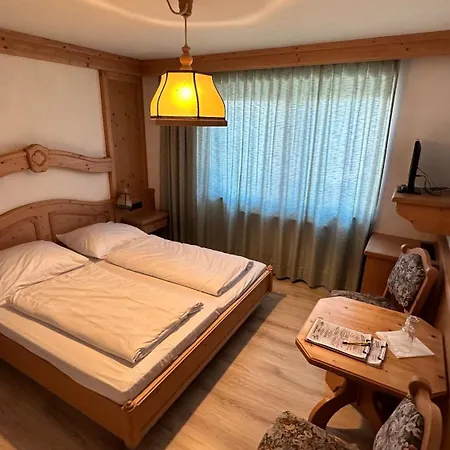 Alpenrose Hotel 3*