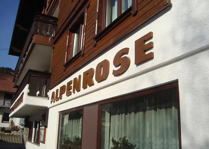 Alpenrose Hotel 3*