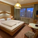 فندق Alpenrose