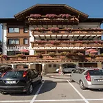 Alpenrose فندق Zöblen